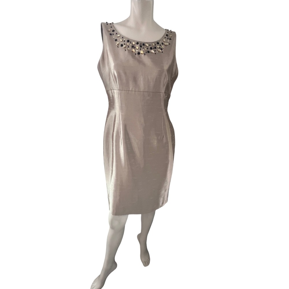 Kasper Dress Sheath Sleeveless Embellished Chic Cocktail Party Size 8 Elegant